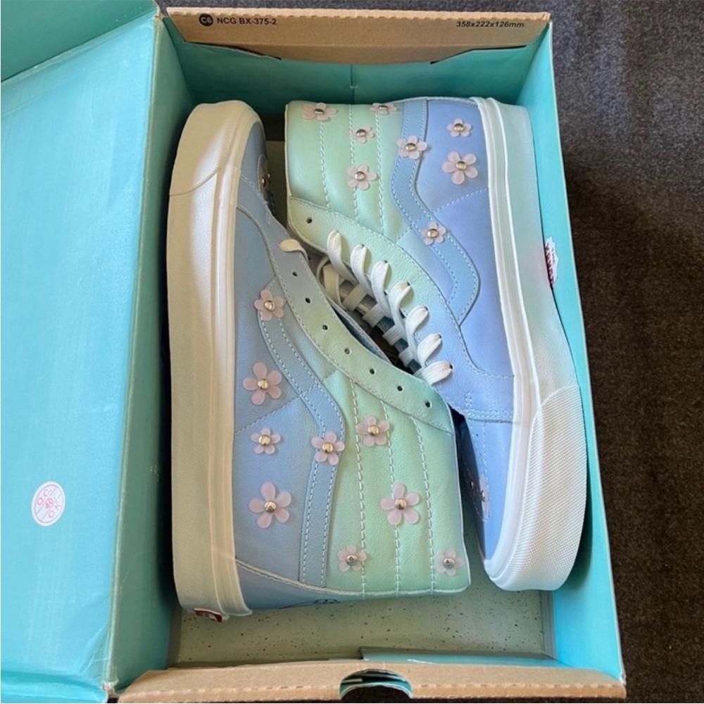 Sandy Liang for Vans SpongeBob SquarePants Sandy Cheeks Sk8-Hi Shoes - Picture 2 of 13